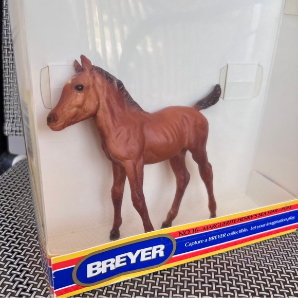 Vintage Breyer 16 Sea Star Marguerite Henry Character Model Horse Foal - Picture 3 of 7
